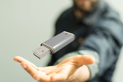 usb trouvée par terre