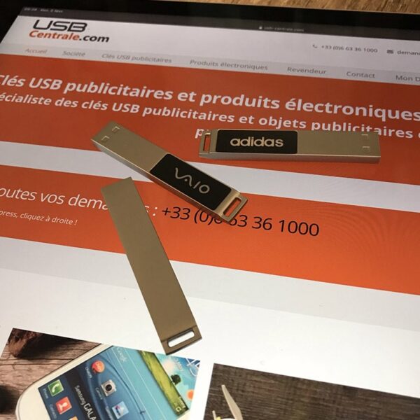 clé usb métal lumineuse personnalisable