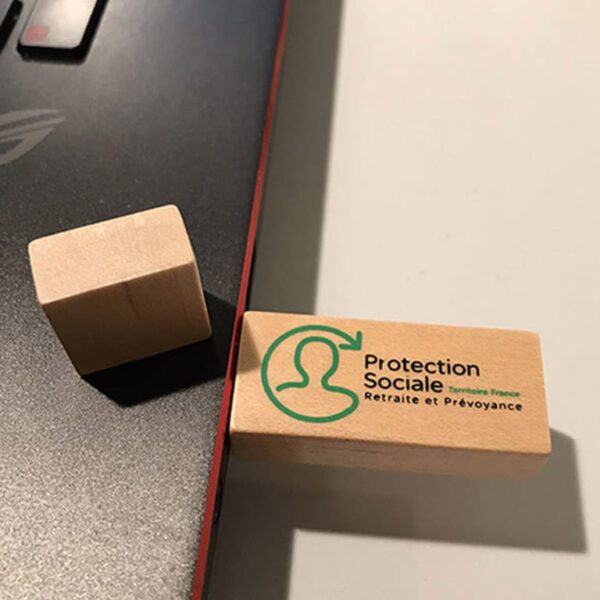 clé usb personnalisée en bois